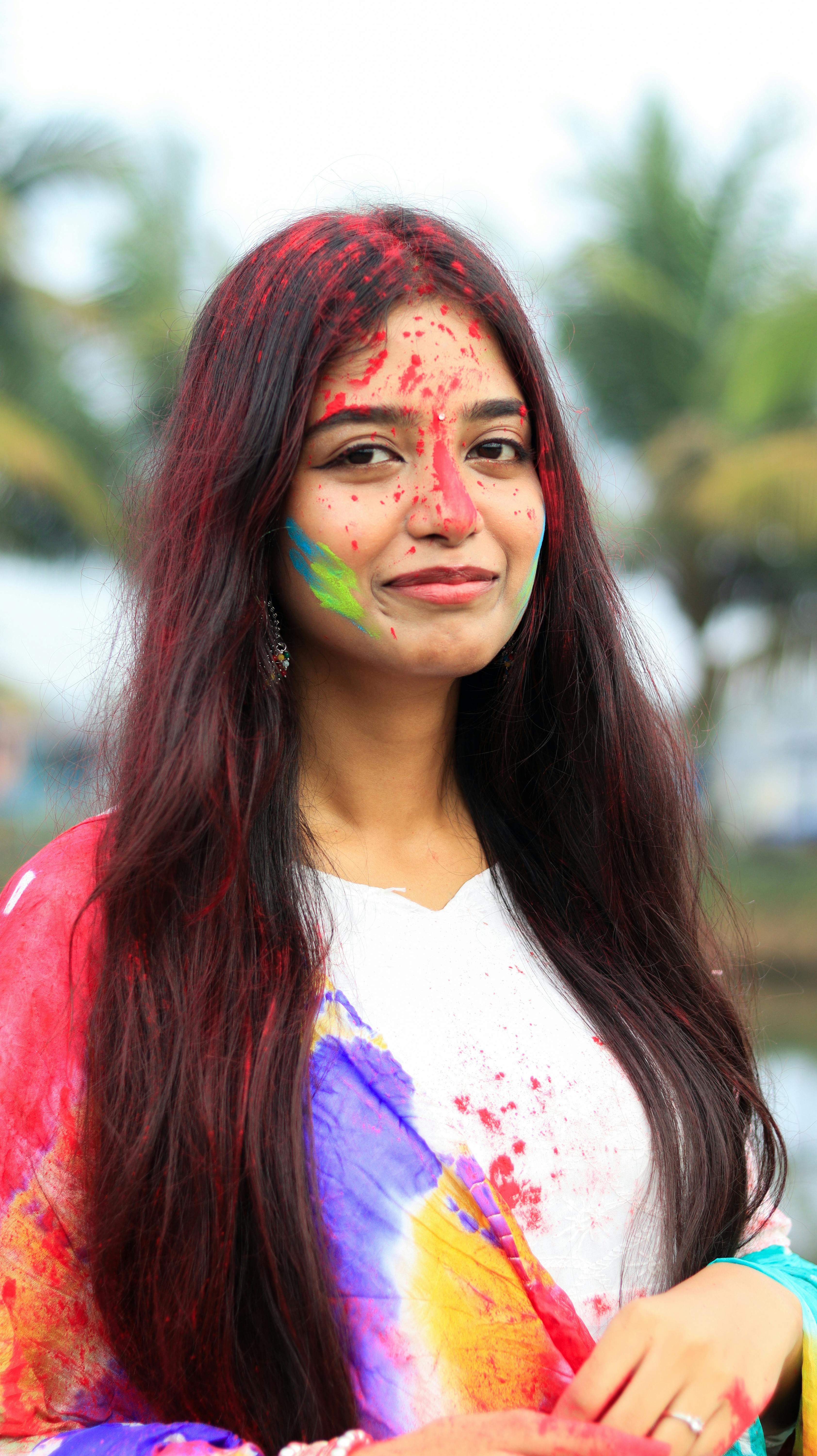 酷客影视推荐轮播海报：城市与人物氛围图